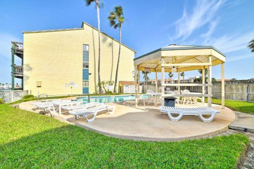 Apartamento Chic Waterfront Condo With Private Boat Slip!