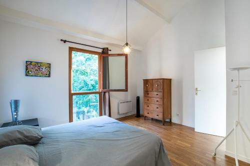 Hostal Maison Louveciennes