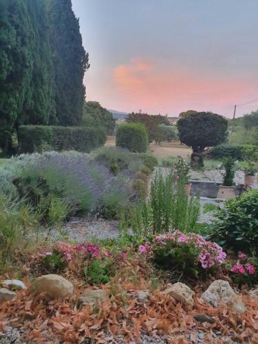 Domaine de Casteuse,lourmarin Cottage