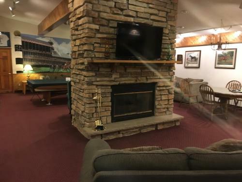Landmark Motor Inn