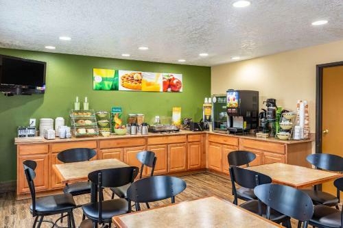 Hotel Los Lunas Inn And Suites