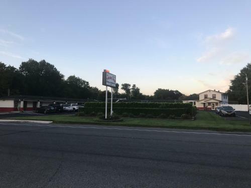 Motel Passport Inn & Suites