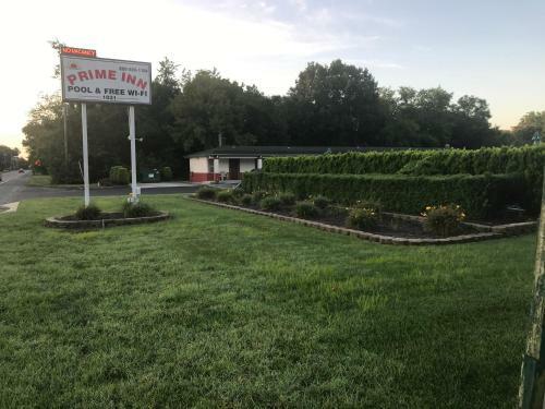 Motel Passport Inn & Suites