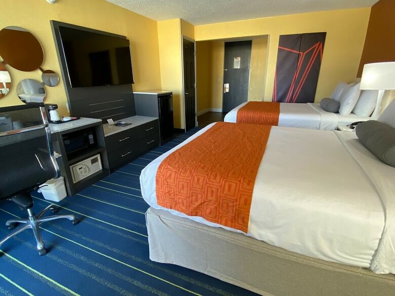 Hotel Howard Johnson Clifton