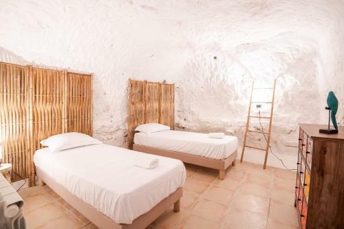 G�te Le Cerisier Perch� Avec Spa