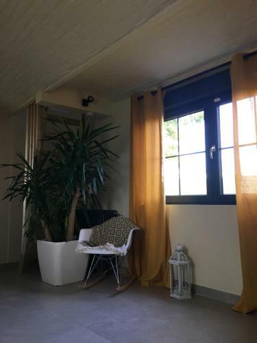 Hostal La Villa Des Roses - Suite & Spa