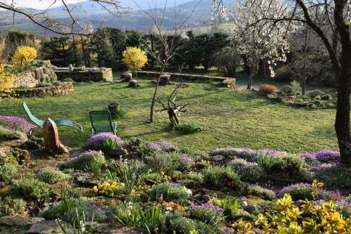 Bed & Breakfast Chambre D'h�tes Gite de Thor�e