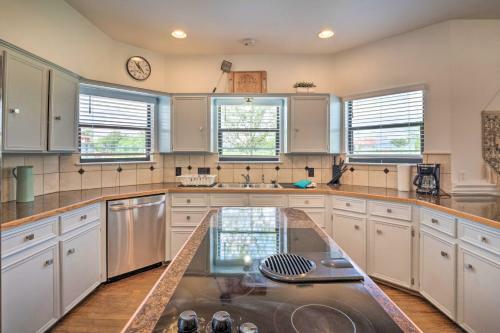 Gingerland Ranch Escape With Wraparound Porch