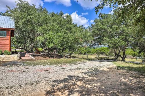 Dripping Springs Cabin With Hill Country Views!
