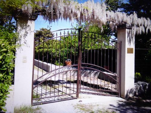 Le Balcon De Roxane