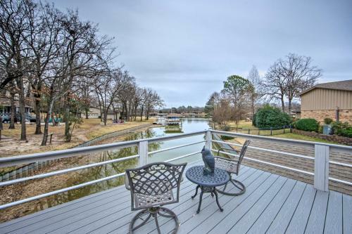 Lakeside Retreat With Dock On Cedar Creek Lake