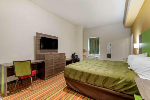Hotel Quality Inn & Suites