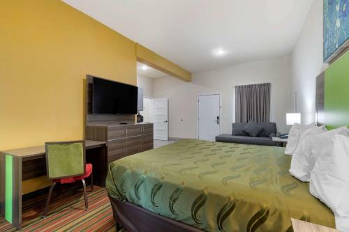 Hotel Quality Inn & Suites
