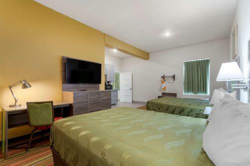 Hotel Quality Inn & Suites