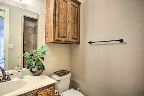 Expansive Texas Home About 4 Mi To Grapevine Lake!