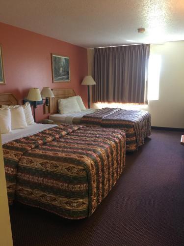 Hotel Cameron Days Inn