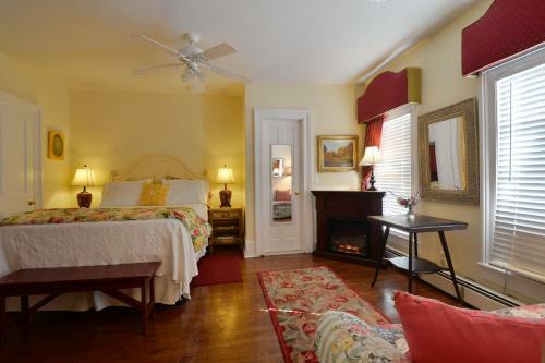 Quintessentials Bed And Breakfast And Spa
