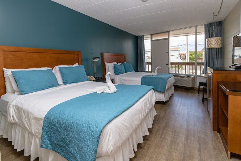 Charlroy Motel