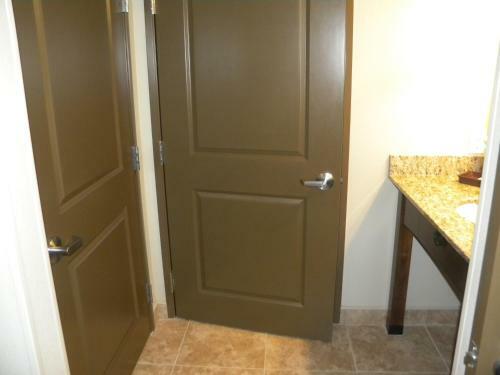 Hotel Teddy's Residential Suites
