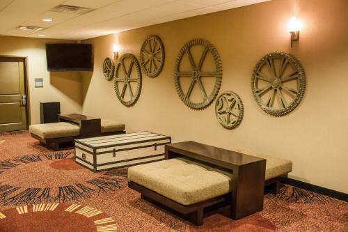 Hotel Teddy's Residential Suites