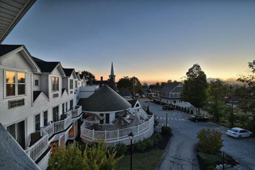 Hotel Wolfeboro Inn