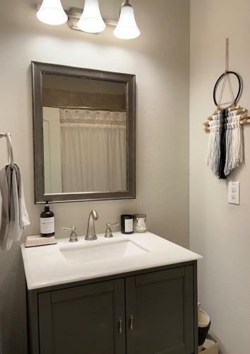 Boho Private Room Brand New Townhome