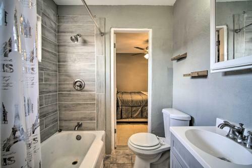 Quaint El Paso Apartment - 6 Mi To Downtown!