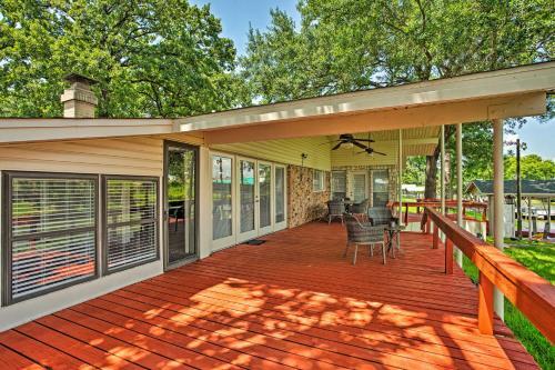 Spacious Waterfront Getaway With Deck, Patio And Dock!