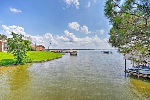 Spacious Waterfront Getaway With Deck, Patio And Dock!
