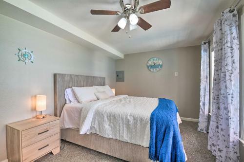 Spacious Granbury Home With Lakefront Outdoor Oasis!