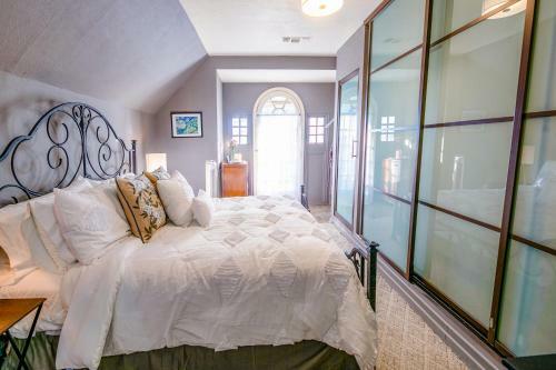 Blue Heron Bed And Breakfast On Lake Granbury