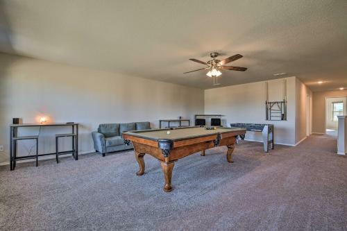 Spacious Suburban Fort Worth Home With Backyard
