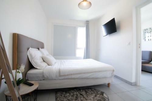 Apartamento �le M�tropole� Check In H24/wifi