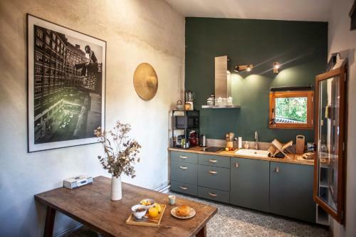 Bed & Breakfast Lyonest Chambre D'h�tes