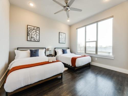 Cozysuites Uptown 3br King Beds Rooftop Deck Skyline View