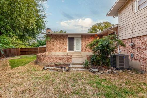 Apartamento Modern And Sleek 4 Bedroom Home
