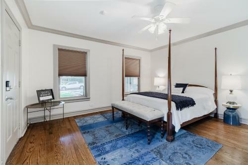 Kessler Park Retreat - Available For 28 Days Or Greater