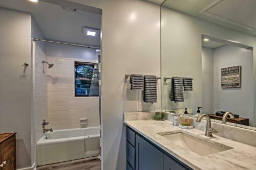 Kerrville Escape With Direct River Access And Views!
