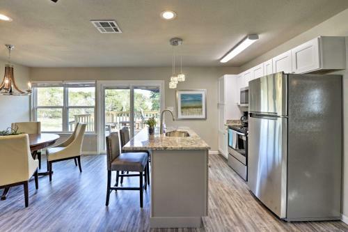 Waterfront Retreat With Dock Access On Lake Whitney!