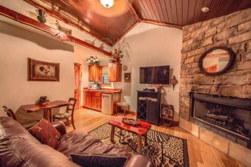 Cedar Bliss Cabin