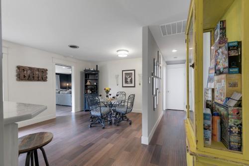 Gorgeous Home With Grill 5min From Mainst
