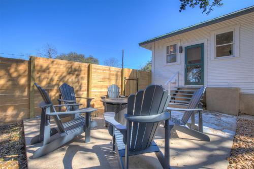 Charming Craftsman Haus With Hot Tub And Fire Pit!