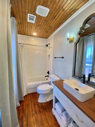 Dabbs Hotel