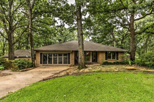 Star Harbor Lake House With Dock, Deck And 2 Boat Lifts