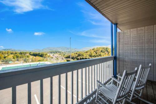 Hotel Relax Inn - Waynesville