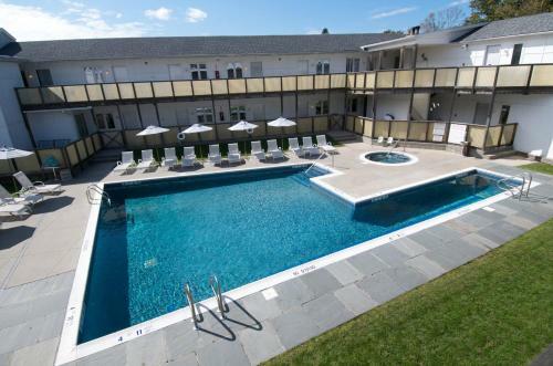 The Greenporter Hotel