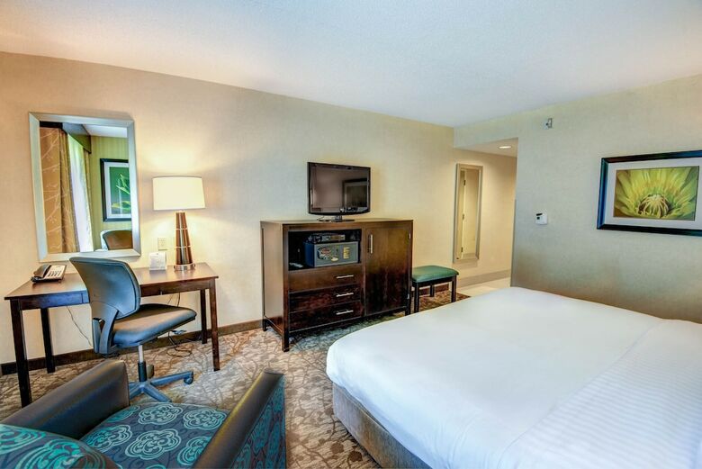 Hotel Holiday Inn Express - Neptune