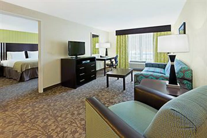 Hotel Holiday Inn Express - Neptune