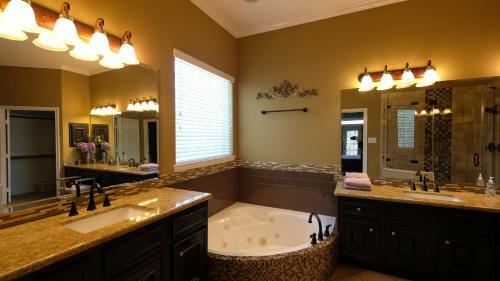 Eagle, A House As Big As Texas - Cedar Bend
