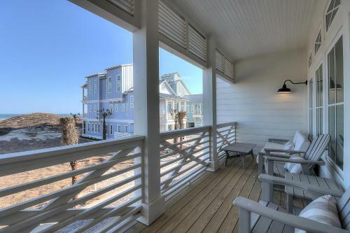 The Lighthouse 328 Coa